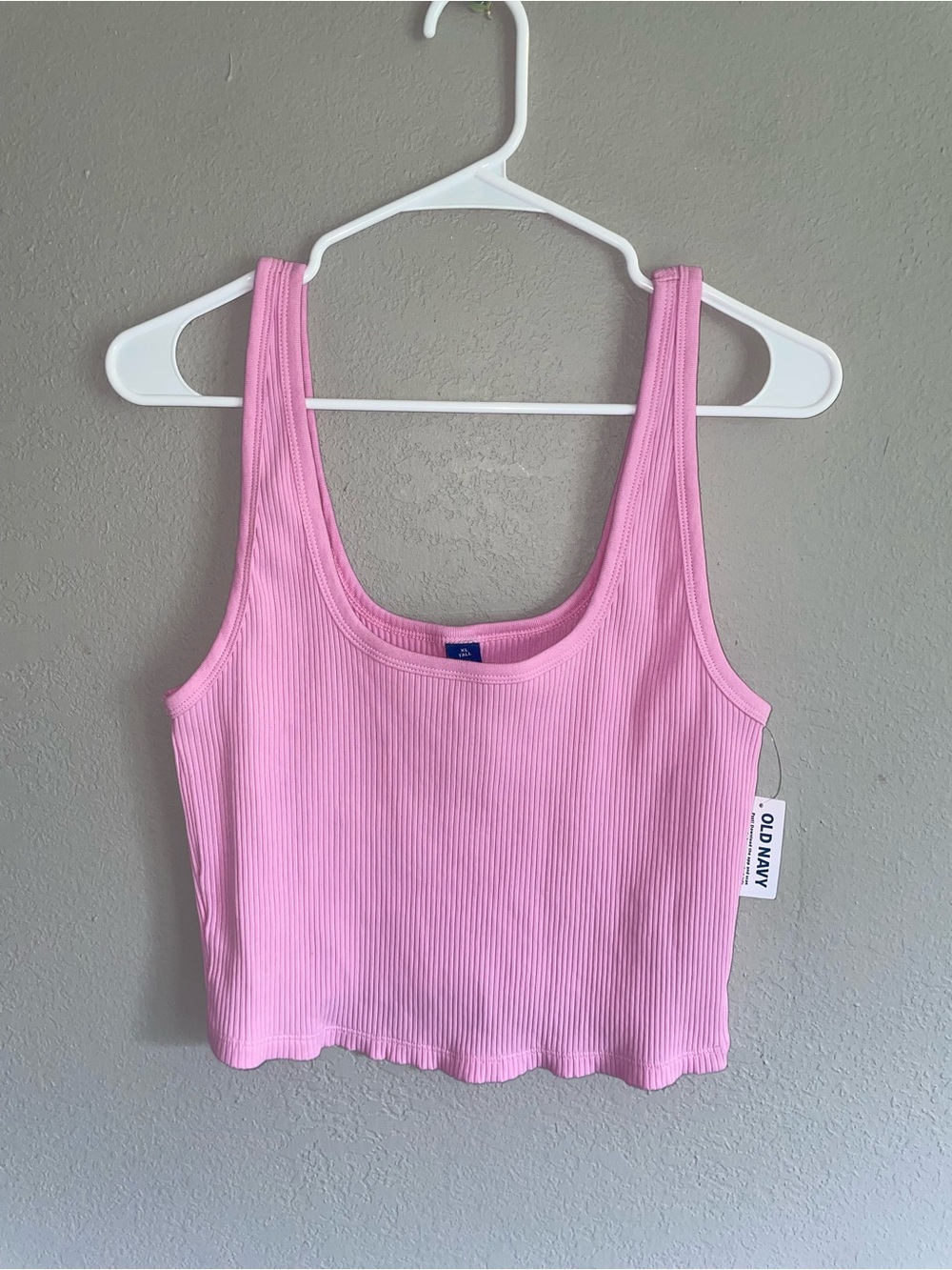 Old Navy Light Pink Ribbed Scoop Neck Crop Tank